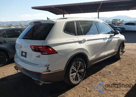 2018 Volkswagen Tiguan 2.0T Se/2.0T Sel from USA, damaged, VIN 3VV2B7AX7JM098662